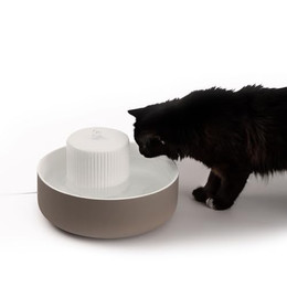 Produktbild von LucyBalu Trinkbrunnen TREVI aus Keramik für Katzen - 2,8 l
