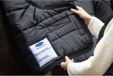 Produktbild von Lami-Cell Unterdecke für Pferde aus Polyester in Schwarz