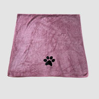 Produktbild von Lapeya Hundehandtuch Blacky aus Mikrofaser für Hunde 50x100 cm - 50 cm