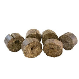 Lax Luzerne Blöcke mit Loch für Pferde 3kg - 2 x 1,5 kg – Bild 1 von 7