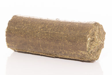 Produktbild von LAX Wiesenknusperstange light+ Kräuter Ergänzungsfutter mit Kräuterheu 26 kg