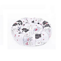Produktbild von Lebon Katzenbett Maja Holly Grau mit herausnehmbarem Kissen und Katzenmotiv