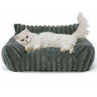 Produktbild von Ledander Katzenbett und Hundebett aus Plüsch in Grau, waschbares und rutschfestes Haustier-Sofa für erwachsene Tiere