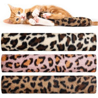 Produktbild von Ledander KatzenSpielzeug Set aus 3 Stück mit Bio Katzenminze und Baldrian, Plüsch Katzenkissen für Kitten und Katzen, bunt