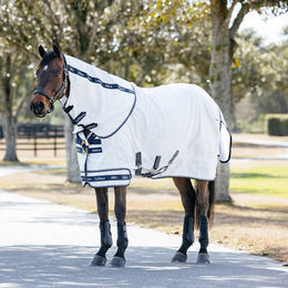 LeMieux Arika Field Rug Pferdedecke mit abnehmbarem Halsteil in Weiß – Bild 1 von 9