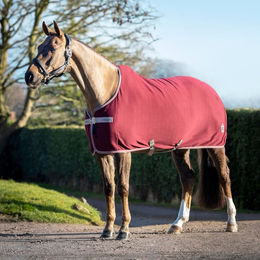 LeMieux Arika Jersey-Tek Pferdedecke aus Fleece in Rot 6ft6 – Bild 1 von 3