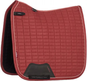 LeMieux Dressur Schabracke Suede Rot – Bild 1 von 1