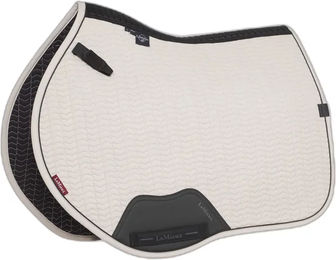 LeMieux Essence Eurojump Springschabracke mit selbstkühlendem Futter aus Kunstleder Größe S/M in Beige – Bild 1 von 2
