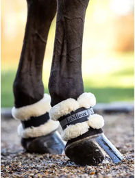 LeMieux Fleece Gamaschen Fesselschutz Schwarz – Bild 1 von 3