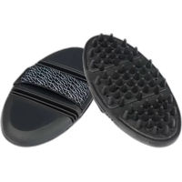 Produktbild von LeMieux Flexi Massagebürste für Pferde aus Gummi