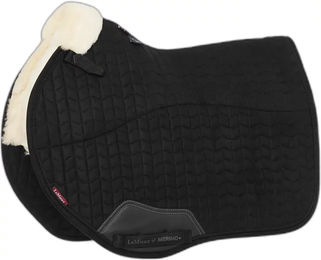 Produktbild von LeMieux Merino+ EuroJump Square Satteldecke für Pferde aus Wolle in Schwarz Grösse M