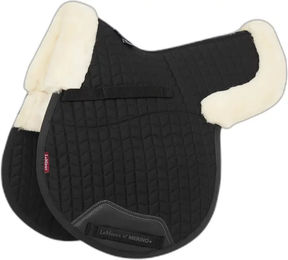 Produktbild von LeMieux Merino+ GP Numnah Satteldecke für Pferde aus Wolle in Schwarz Größe L