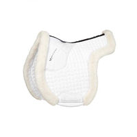Produktbild von LeMieux Merino+ Hunter Schabracke aus Wolle Weiß Medium