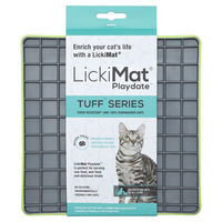 Produktbild von LickiMat Playdate Tuff Cat Schleckmatte für Katzen Grün 20x20cm aus TPR kauresistent