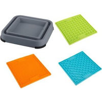 Produktbild von LickiMat Schleckmatte Outdoor Keeper Classic aus BPA-freiem Silikon 31 x 31 x 5,5 cm