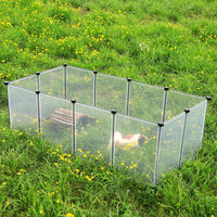 Produktbild von lionto ClearHome Kleintierfreigehege aus Kunststoff für Kaninchen und Meerschweinchen erweiterbar 145x74x47 cm transparent