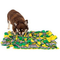 Produktbild von lionto Intelligenzspielzeug Schnüffelteppich für Hunde und Katzen aus Stoff, Suchmatte gelb/grün