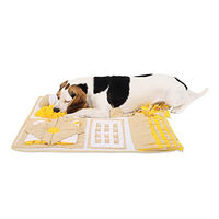 Produktbild von lionto Schnüffelteppich für Hunde und Katzen aus Fleece in Gelb/Braun/Bunt