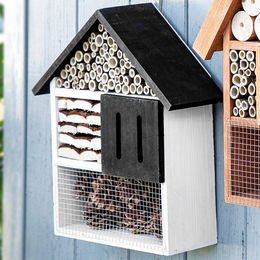 Produktbild von Little Friends Insektenhotel aus Holz in Weiß/Schwarz ca. 27,3 x 9 x 30 cm