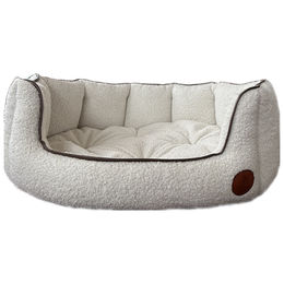 Produktbild von LokiLux Muschelbett Elli Hundebett und Katzenbett aus Bouclé in Weiß Größe M