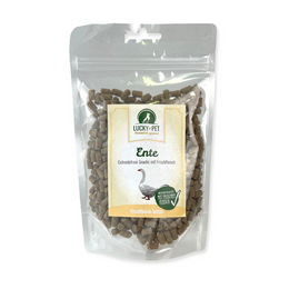 Produktbild von Lucky-Pet Frischfleisch-Softies Belohnungssnack Ente getreidefrei und glutenfrei 200 g