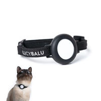 Produktbild von LucyBalu DORI AirTag Katzenhalsband aus Nylon für Katzen Tracker in Schwarz