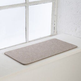 LucyBalu FELTY Katzen Fensterbrettauflage aus Wolle in Beige – Bild 1 von 3