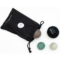 Produktbild von LucyBalu Joy Bag Katzen Spielzeug Filzbälle aus 100% Wolle in Bunt