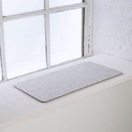 LucyBalu Katzen Fensterbrettauflage aus Wolle hellgrau – Bild 1 von 3