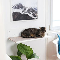 Produktbild von LucyBalu STRAIGHT Wandbett für Katzen in Weiß mit Filzbezug