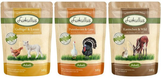 Produktbild von Lukullus Naturkost Mix Adult Hundefutter Stückchen in Sauce Getreidefrei und Glutenfrei 6 x 300 g
