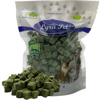 Produktbild von Lyra Pet Katzengraswürfel mit Huhn gefriergetrocknet 200 g getreidefrei für Katzen