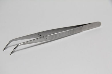 Produktbild von M&S Reptilien Terrarium Pinzette, klein, gebogen