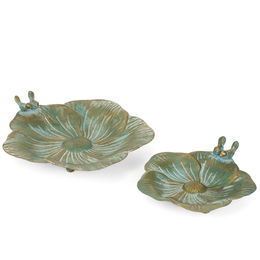 Produktbild von Moritz Vogeltränke Vogelbad grün mit zwei Vögeln auf der Schale