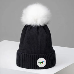 Mütze mit Bommel Galop Wear – Bild 1 von 6