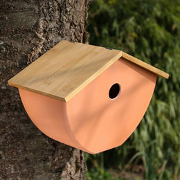 MARELIDA Vogelhaus Nistkasten aus Bambus für Wildvögel in Orange – Bild 1 von 2