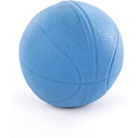 Produktbild von Martin Sellier Hundeball aus Latex in Blau im Basketball-Design