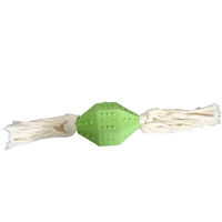 Produktbild von Martin Sellier Rubb'n Dental Zahnpflegespielzeug für Hunde Rugbyball aus Naturkautschuk Grün