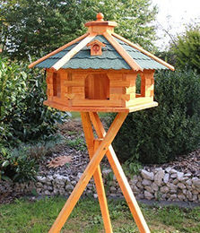 Produktbild von Maxi XXL Vogelhaus aus Holz mit Ständer in Grün 67 x 45 cm
