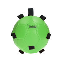 Produktbild von Maximus Fun Play Ball für Pferde aus Gummi mit Schlaufe und Pumpe Grün Ø 19 cm