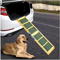 Produktbild von Melko Hunderampe aus vorimprägniertem Fichtenholz mit Asphaltmatte für Hunde und PKW - 1 Stk.