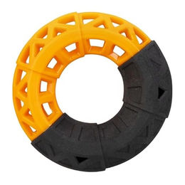 Produktbild von MICA Hundespielzeug Wurfspielzeug aus Gummi in Schwarz/Orange 14 x 14 x 4 cm