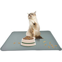 Produktbild von Milo & Luna Lunamat Napfunterlage aus Silikon für Hunde und Katzen rutschfest und auslaufsicher mit Rand