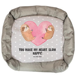 Mr. & Mrs. Panda Hundekissen Faultiere Herz Plüsch Grau Größe L – Bild 1 von 5