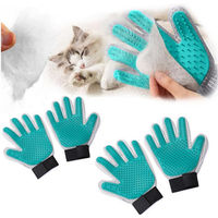 Produktbild von Mutig Fellpflegehandschuhe 2er-Set für Hunde und Katzen mit 260 Spitzen und Fünf-Finger-Design zur Massage und Haarentfernung