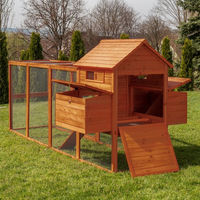 Produktbild von MyAnimal Hühnerstall XXL MH-22 aus Holz mit zwei Nistkästen und Auslauf in Braun