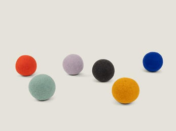 myfelt Mats & Marla Hundespielzeug Ball Set aus Wolle für Riesenrassen bunt – Bild 1 von 7