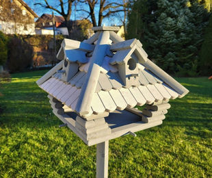 MYPETS Vogelhaus KLAMMALM Vogelfutterhaus aus Holz mit Ständer – Bild 1 von 4
