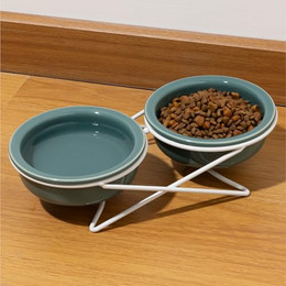 Produktbild von Navaris Keramik Katzennapf mit Metallständer erhöht - 230 ml