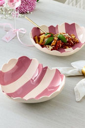 Next Geschirr Pastaschüsseln in Herzform, 2er-Set, Steingut – Bild 1 von 3